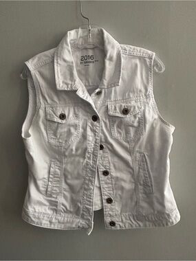 2016 by Parasuco Montreal White Denim Sleeveless Vest Size Large